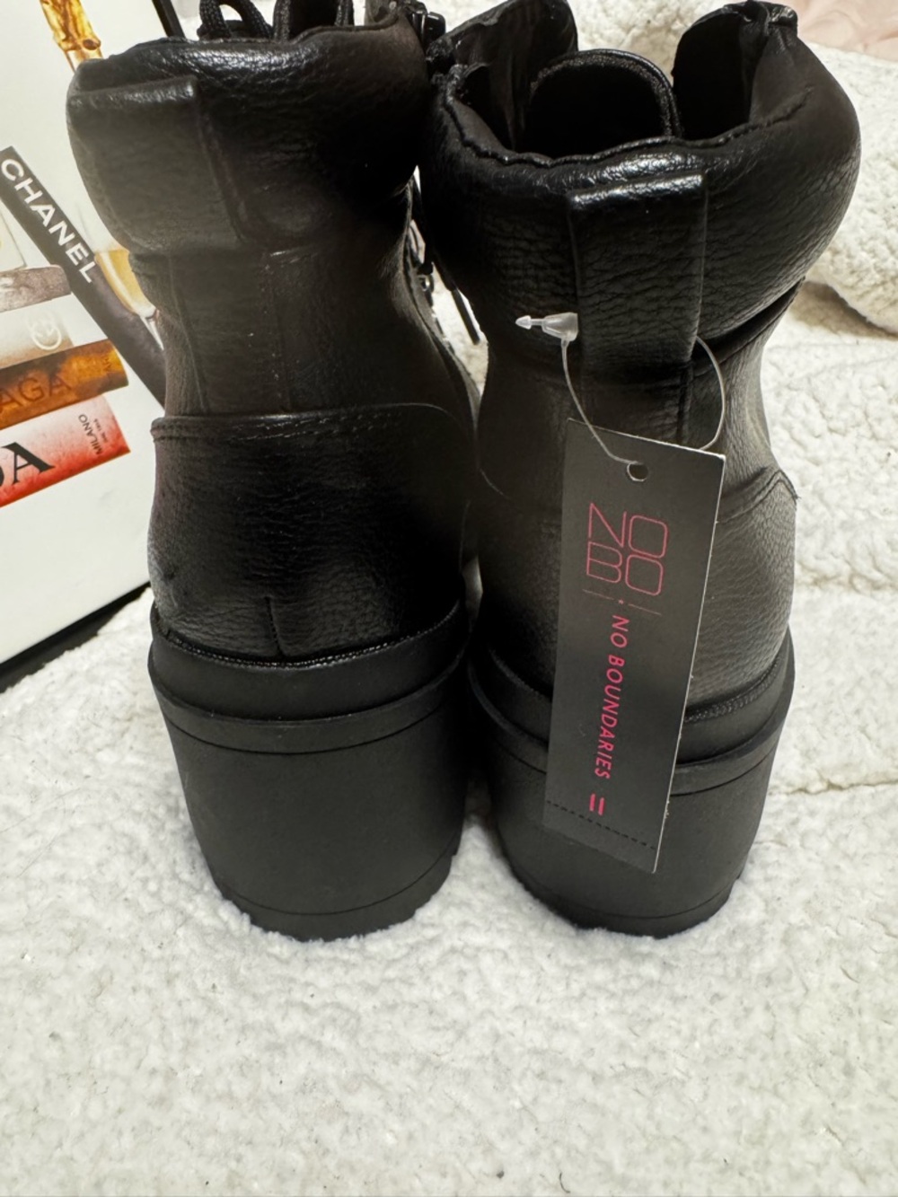 No Boundaries Black Lace-Up Combat Boots with Lug Sole‎ - Picture 2 of 9